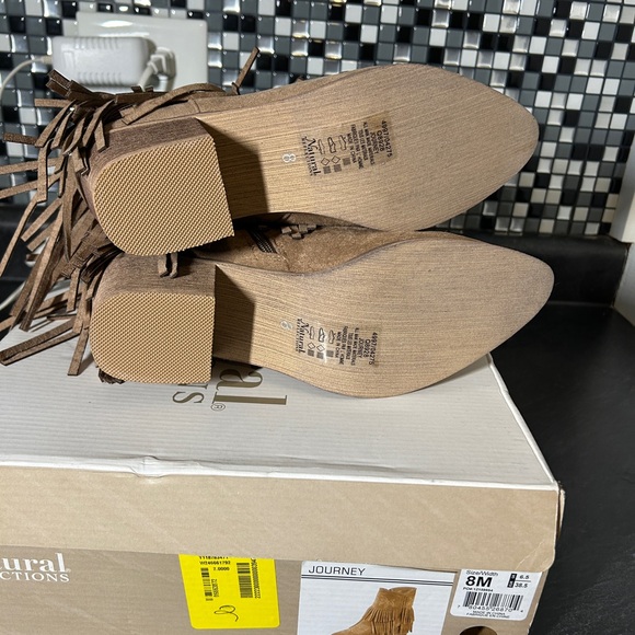 Natural Reflections Journey Tassel/Fringe Western Boots, Taupe, Ladies 8M - Picture 5 of 5